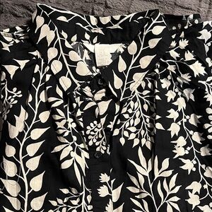 H&M Black and Cream Leaf Print dress